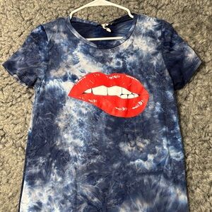 Blue Tie-Dye Mini Dress with Red Lips Design